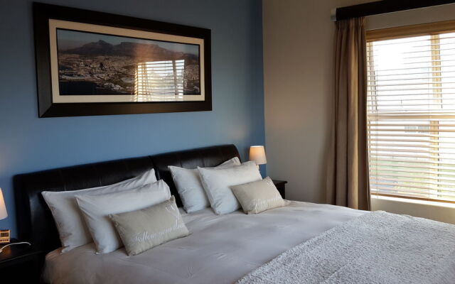 18 on Coral Apartment