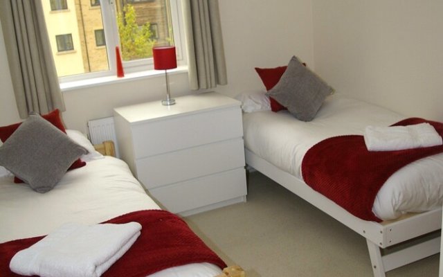 Blackburn Lodge 2-Bedroom Flat