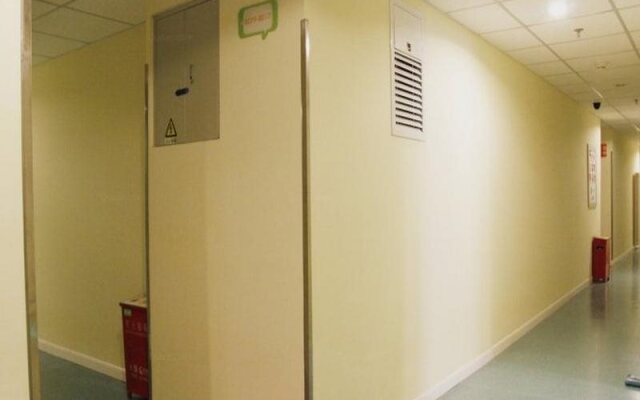 Hi Inn Beijing Lama Temple