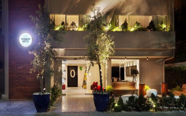 Jacob Shenkin Hotel