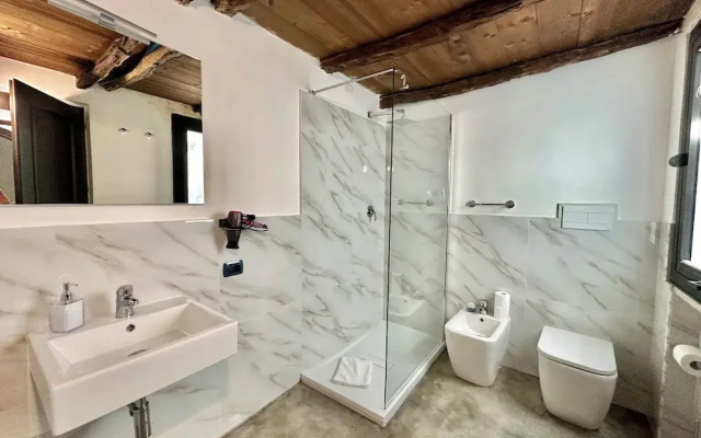 C&O Savoia Deluxe Rooms