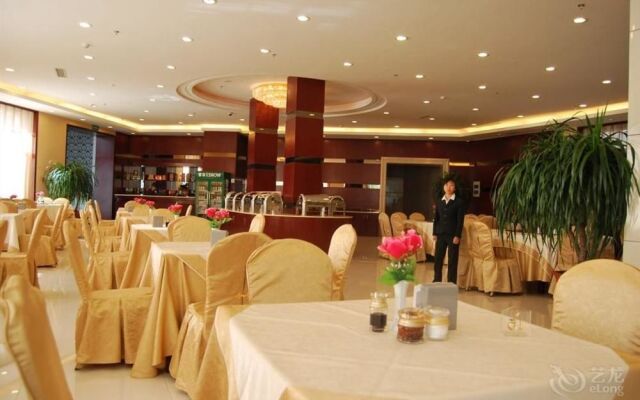 Lvliang Double Yu The Holiday Hotel