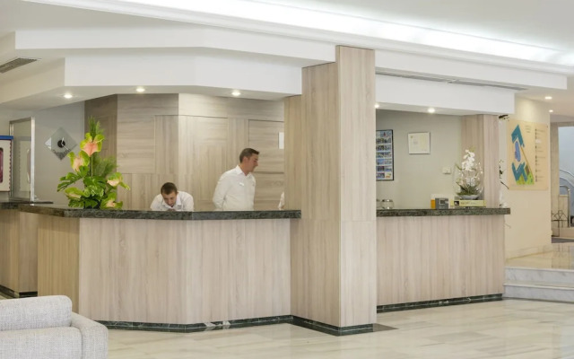 Ona Palmira Paguera Hotel