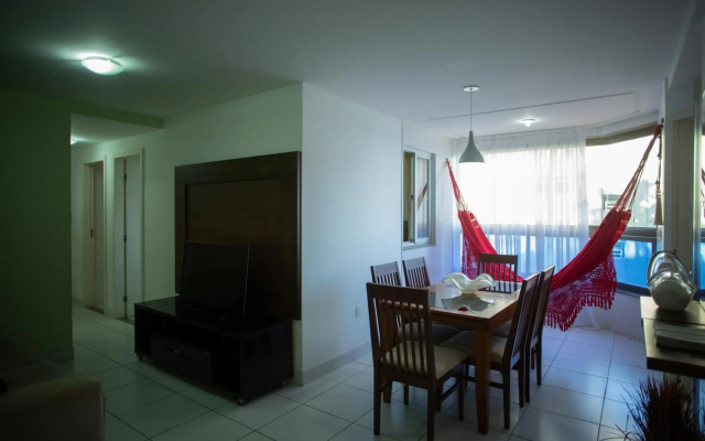 Apartamento de 3 Quartos - Em frente à Praia das Virtudes!
