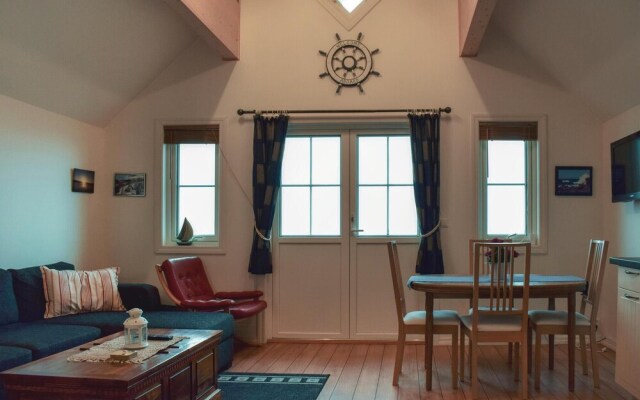 Awesome Home in Bakkasund With 2 Bedrooms and Wifi