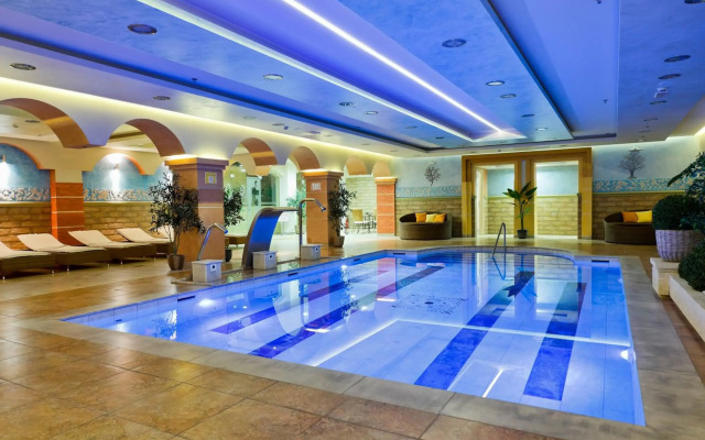 Gaia Palace Hotel