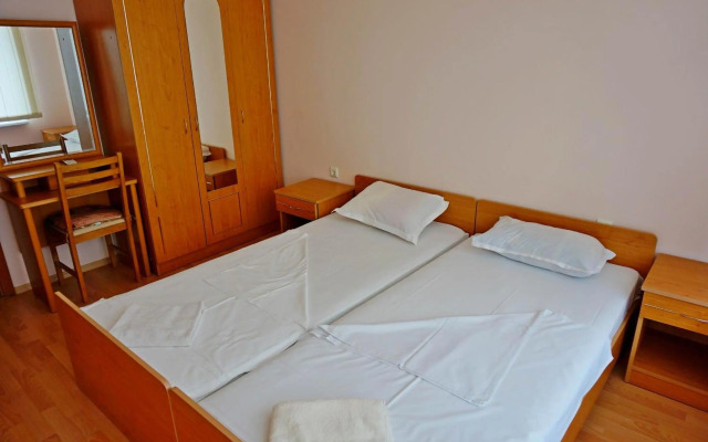 Privilege Fort Beach