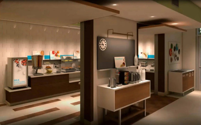 Holiday Inn Express & Suites Tulsa Midtown by IHG
