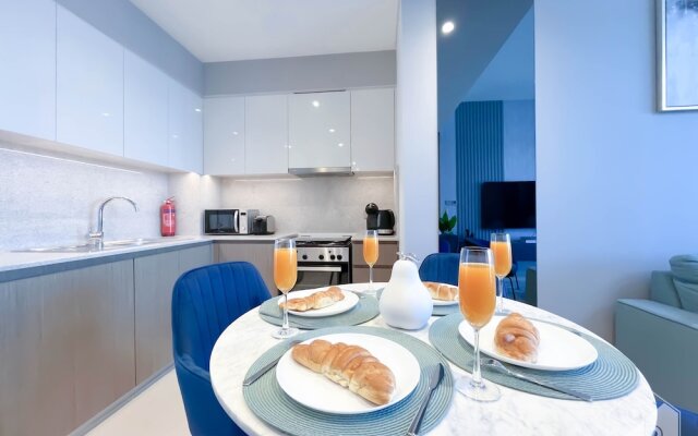 Luxury 2bed Balcony City View