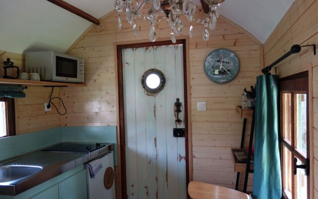 Camping Caravaning Château de Bouafles