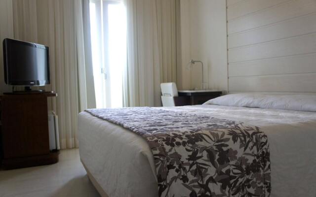 Hotel Marambaia Cabeçudas