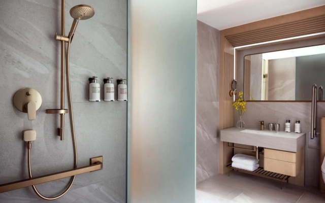 The Silveri Hong Kong - MGallery