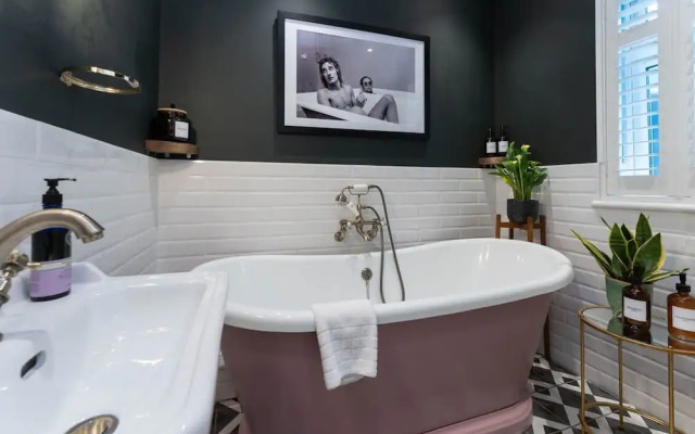Host Stay Stanford Opulence