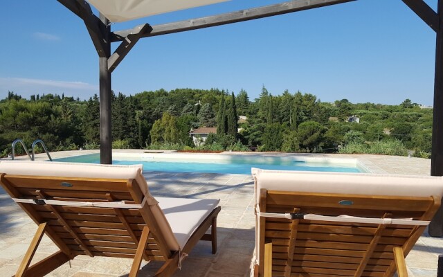 Trulli Parco Grande Con Piscina Privata