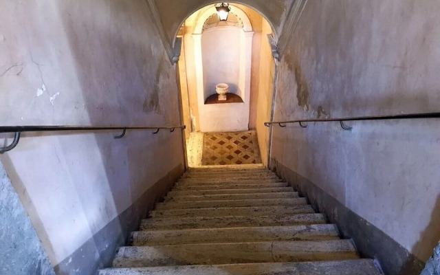 Wonderful Apartment With Balcony In Piazza Margana