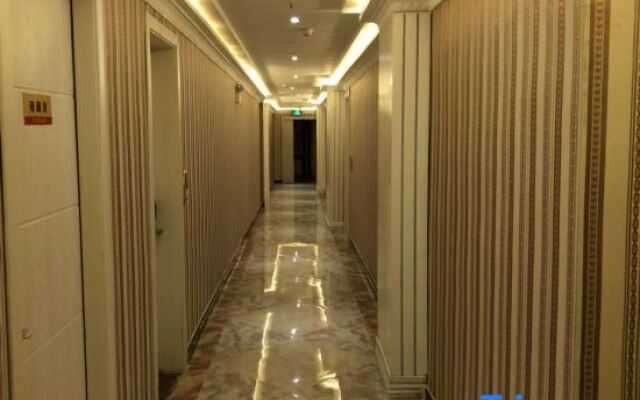 Xingyi Chaosheng Grand Hotel