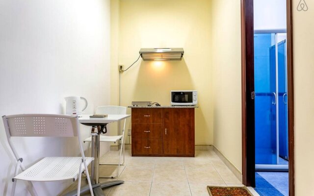 Springhome 3 Serviced Apartment