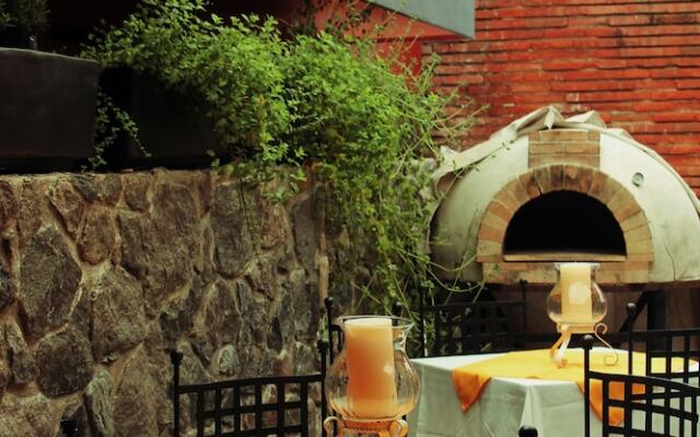 Hotel&Art Gallery Casona de los Milagros