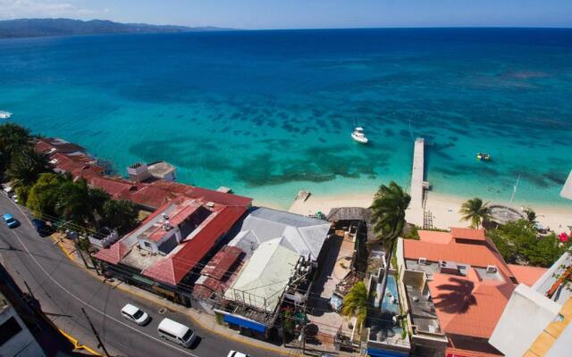 Deluxe Montego Bay Club Studio & Suites