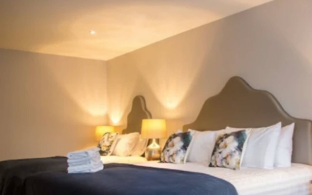 Longcourt House Hotel