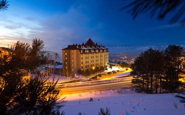 Palan Hotel