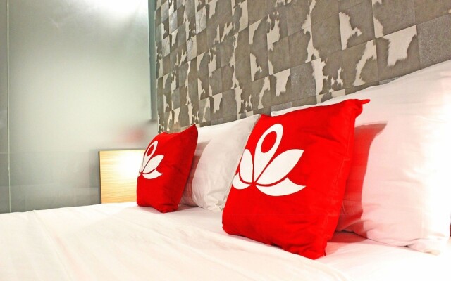 ZEN Premium Sampoerna Strategic Square