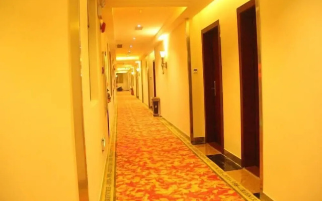 GreenTree Inn Guangzhou Chimelong Paradise Yuangang Metro Station Hotel