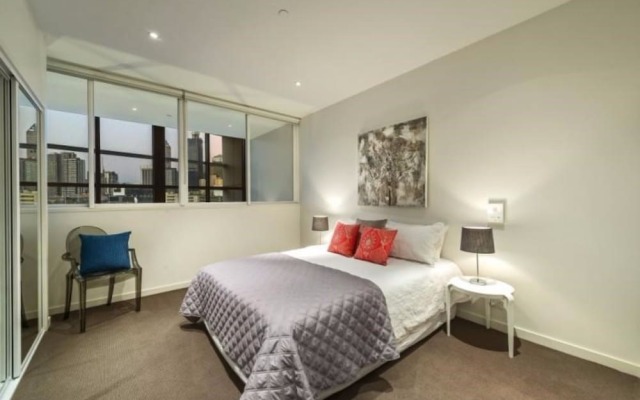 Melbourne Holiday Apartments South Wharf