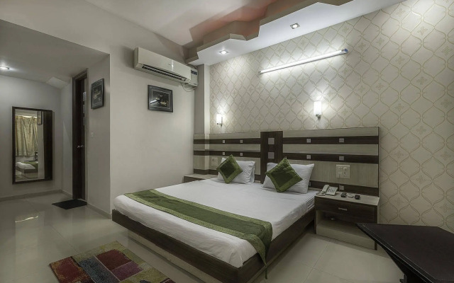 Treebo Rockwell Plaza