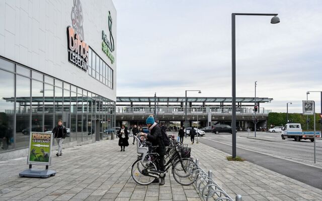 Modern One Bedroom Apartment With A Balcony In Copenhagen Ørestad