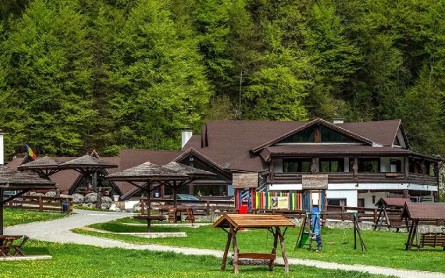 Hotel Gradistea - Complex Cheile Gradistei