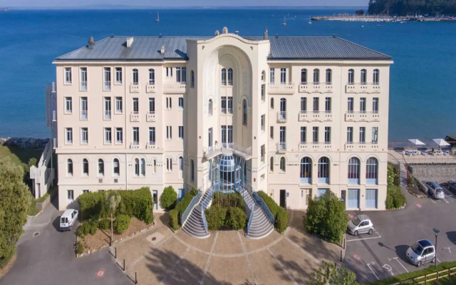 Hôtel Morgat Le Grand Hôtel De La Mer