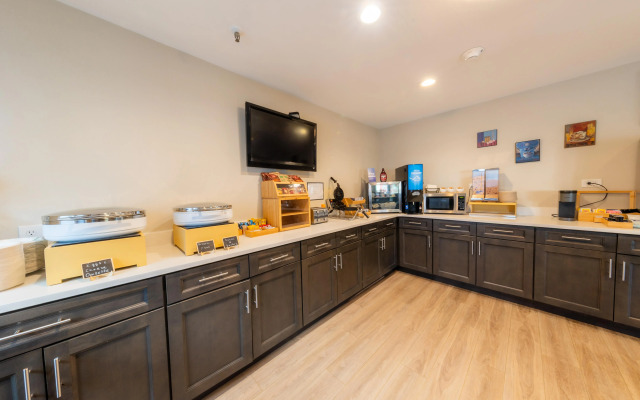 The Westfield Inn, BW Signature Collection