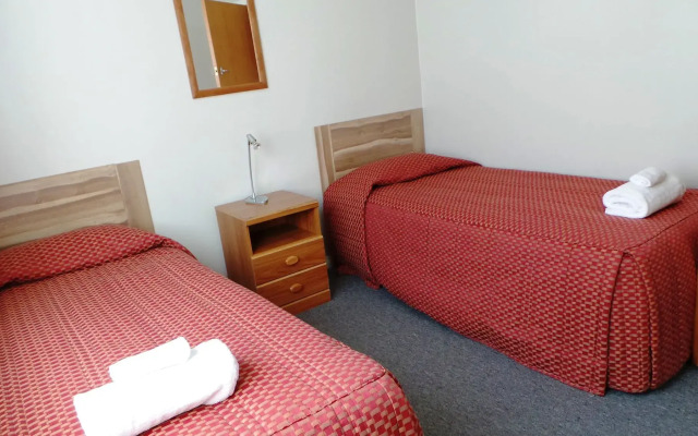 Owens Motel