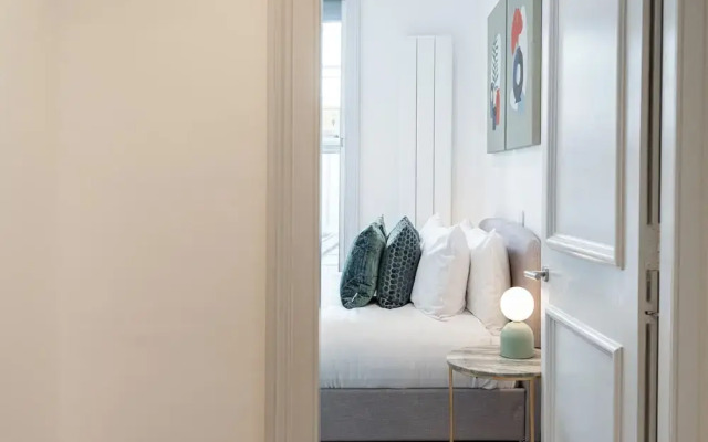 JOIVY Stylish 1 bed flats in Soho