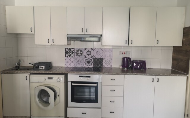 1-bed Cosy Apartment Close to Paphos Beach