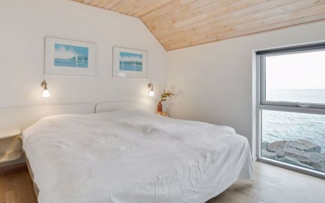 "Jirina" - 10m from the sea in Bornholm