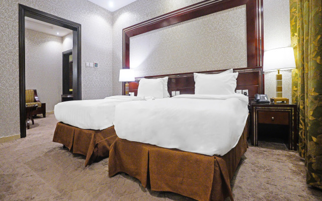 Capital O 596 Garden Palace Hotel