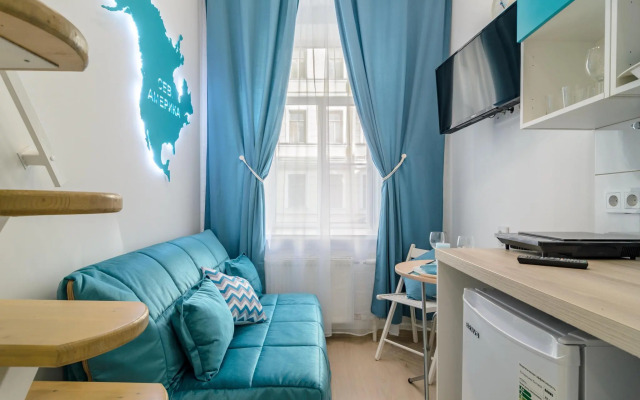 Вокруг света на улице Гончарная