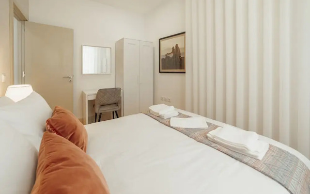 City Center Comfort Apartment A by Vacationy