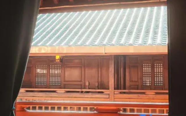 Sericulture Bureau Inn