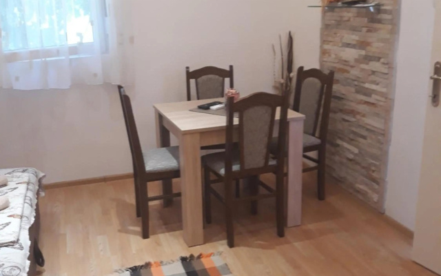 Apartmani Kosjerina