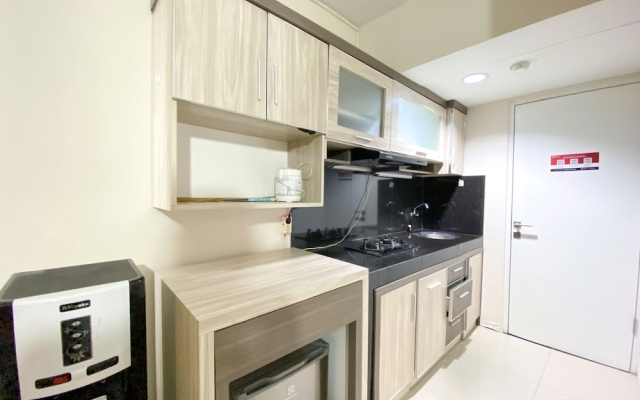 Comfortable Studio Apartment For 1 Pax Grand Sentraland Karawang – Kitchen – Karawang