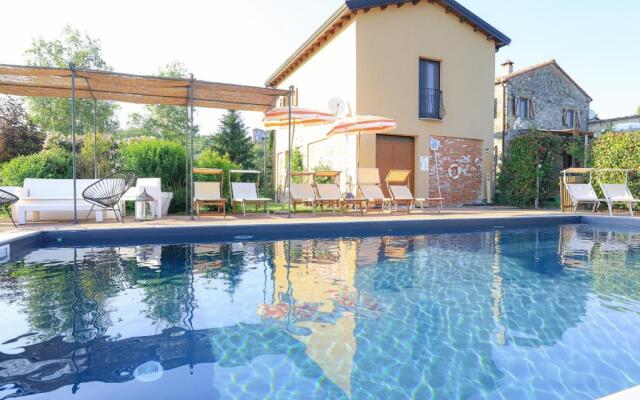 I Ginepri exclusive CountryHouse, 15pax, private pool, Aulla