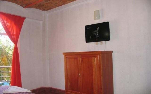 Hotel y Suites Bugambilias