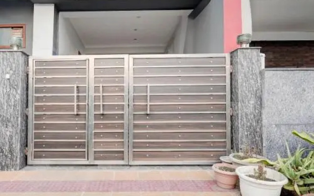 OYO 75115 SilverKey Executive Stays 75115 Discovery Suites