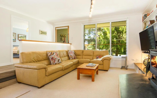 Spinnaker - Family Getaway - 2mins Walk to Beach