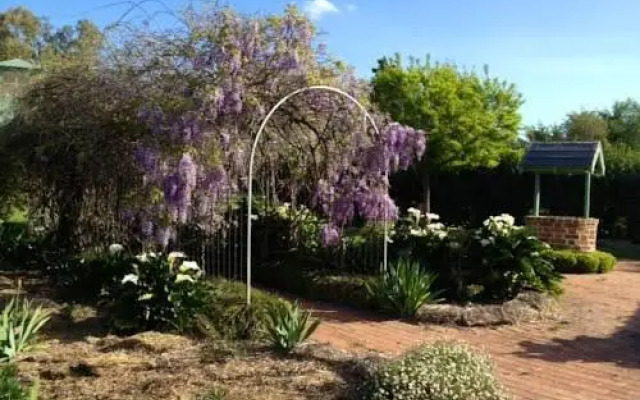 Riverglen Cottage B&B