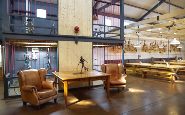 Trails End Bike Hotel
