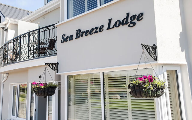 Sea Breeze Lodge B&B